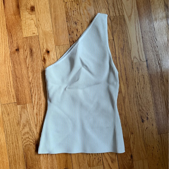 Babaton Tops - Babaton Sculpt Knit One Shoulder Cream Top